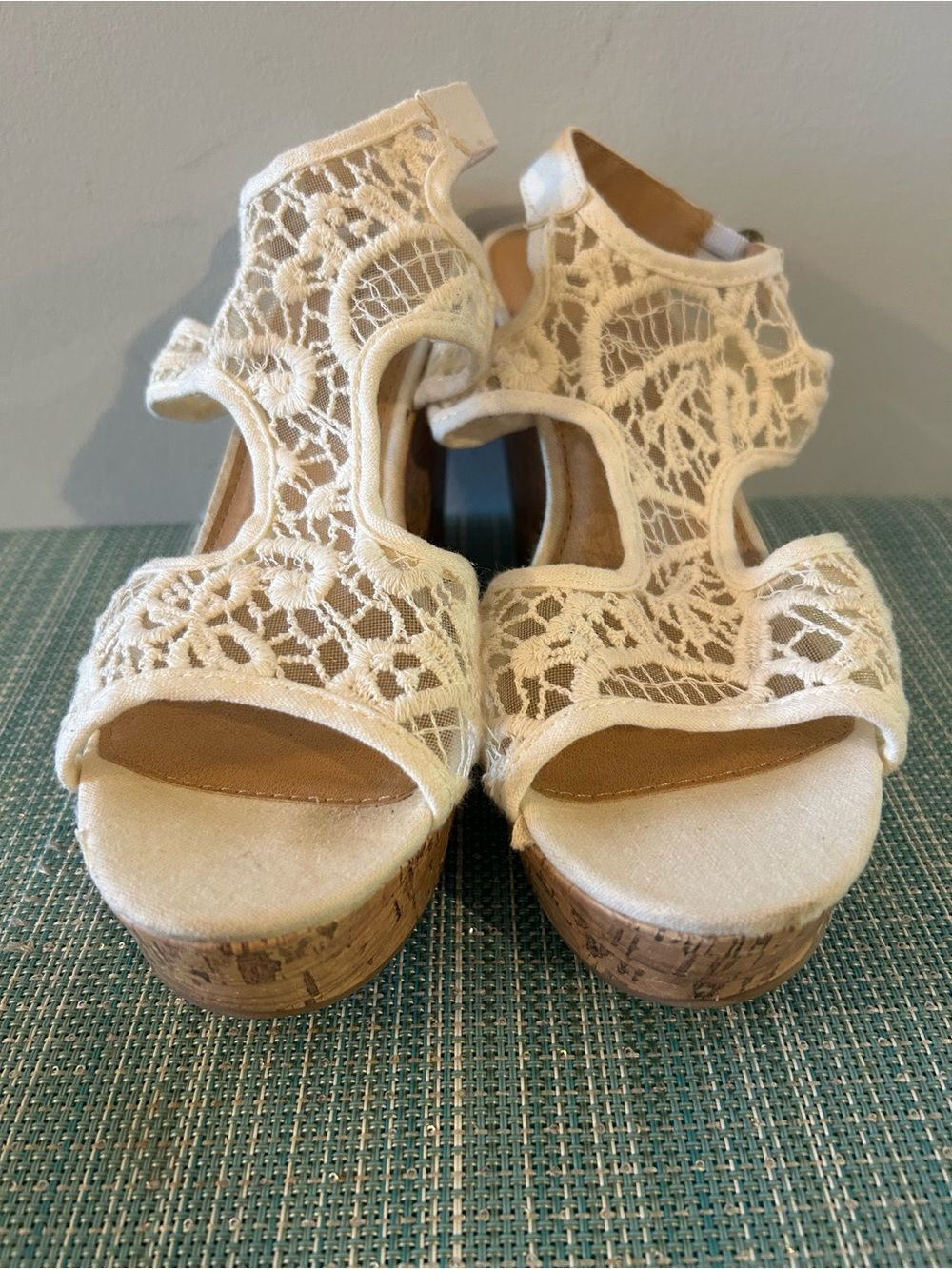 American Eagle Outfitters Cream Lace Cork Wedge Sandals - Size 10
